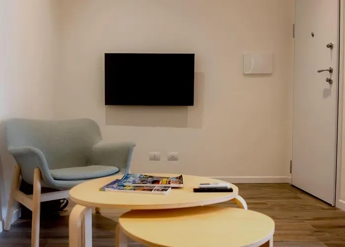 Apartamento Modern Gelegen In Bologna. Bolonia